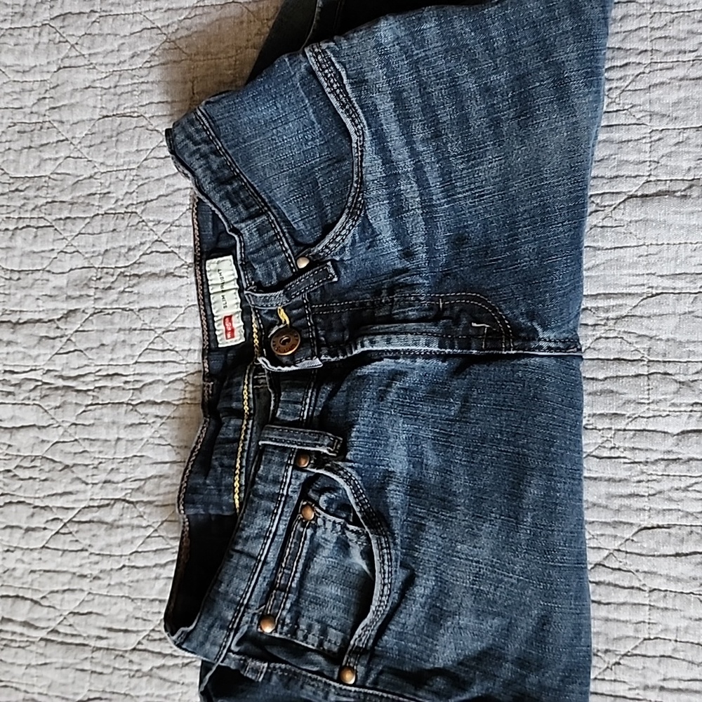 Wrangler voot cut size 28 x 30